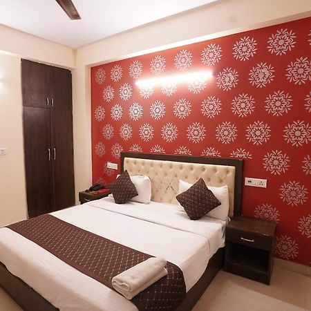 Hotel Tourist Palace New Delhi Eksteriør billede