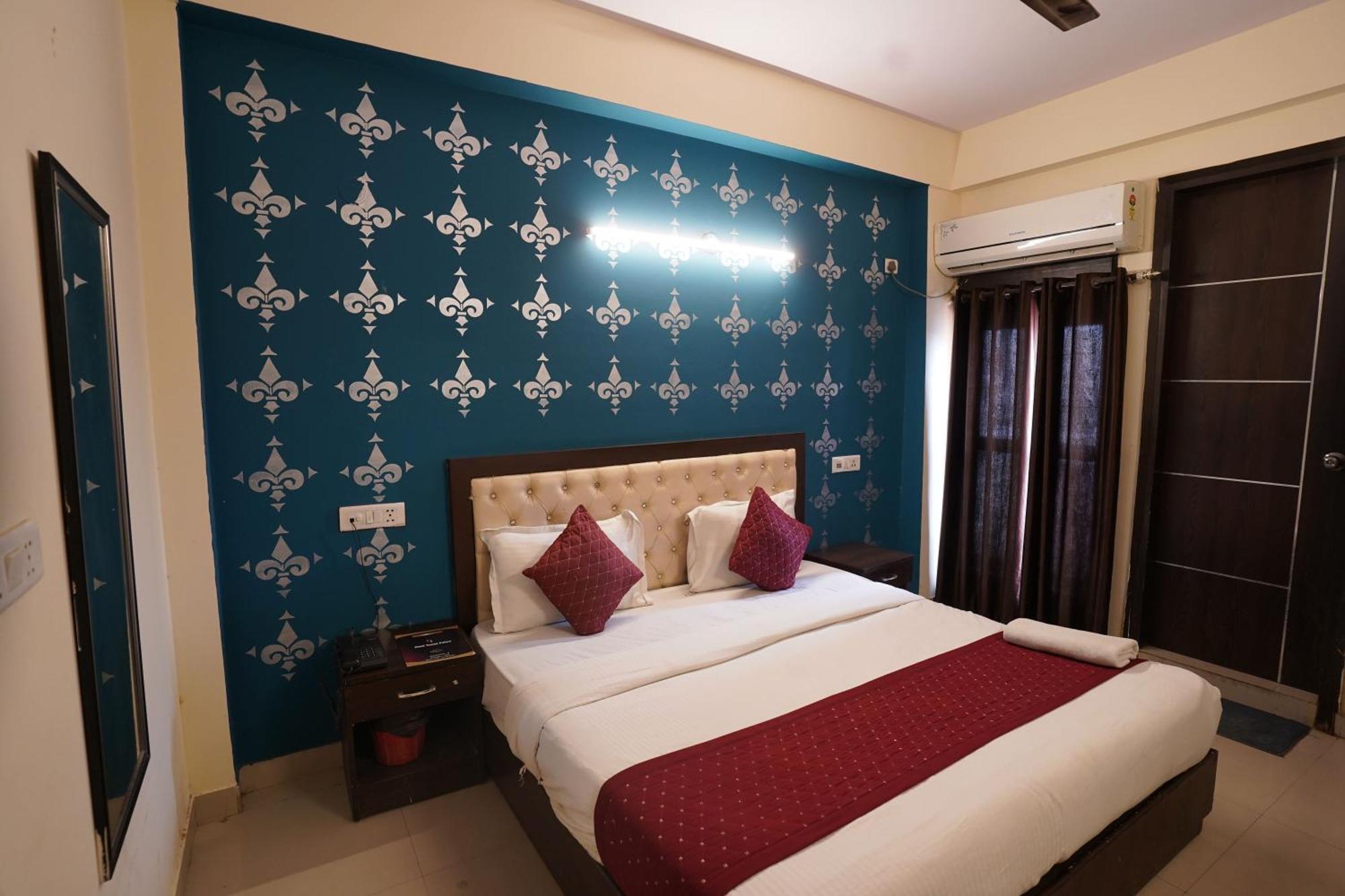 Hotel Tourist Palace New Delhi Eksteriør billede