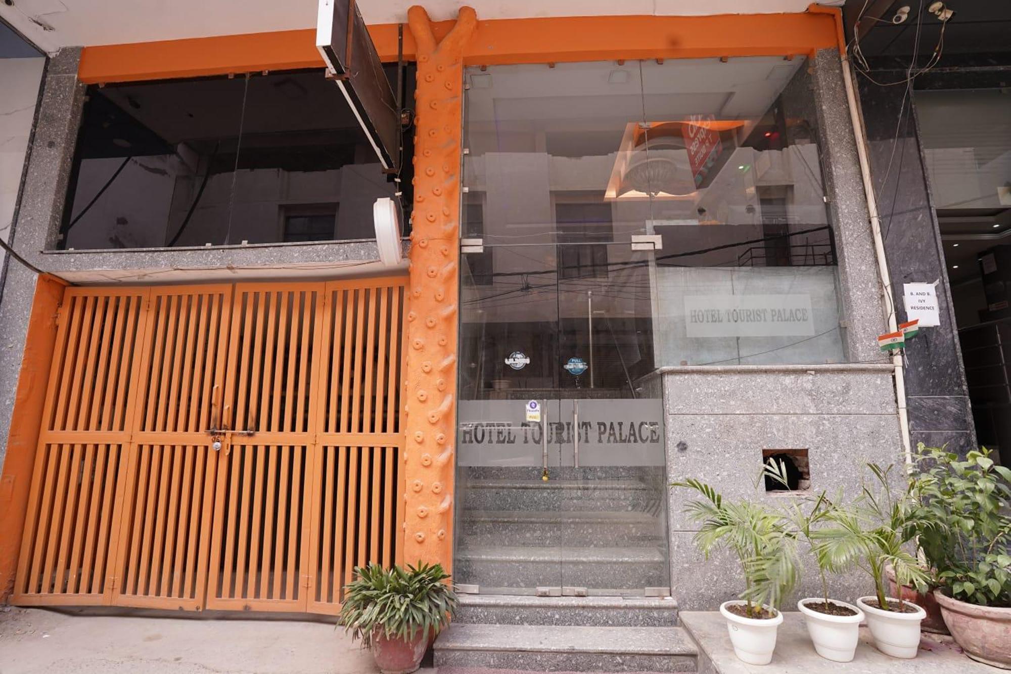 Hotel Tourist Palace New Delhi Eksteriør billede