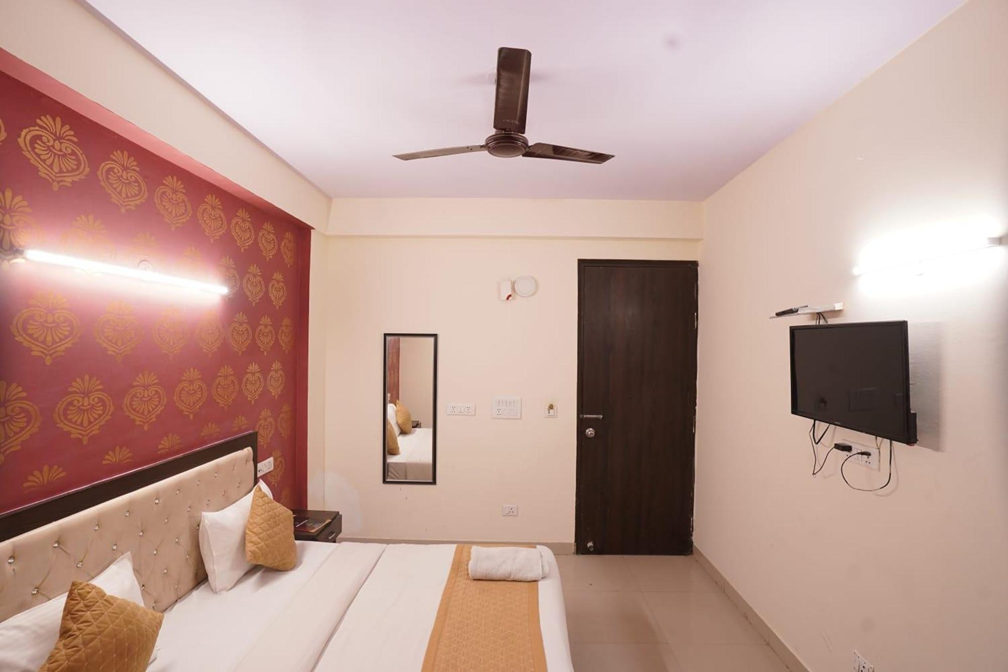 Hotel Tourist Palace New Delhi Eksteriør billede