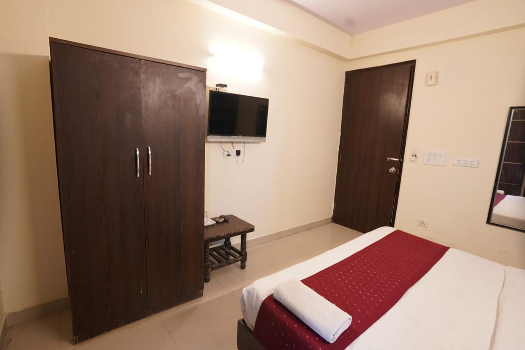 Hotel Tourist Palace New Delhi Eksteriør billede